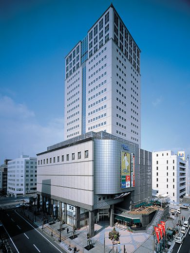 NTT Cred Okayama Building (Image:Forward Stroke)